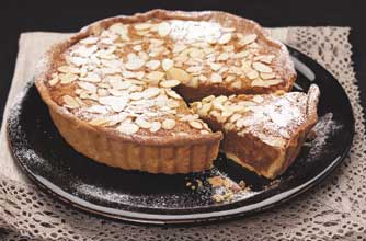 Amaretti treacle tart