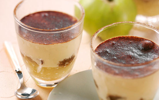 Apple and cinnamon tiramisu