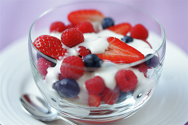 Champagne berry zabaglione