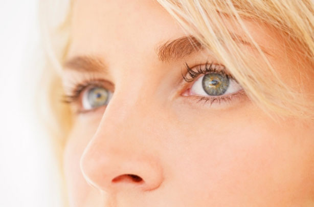 How To Anti-Age Your Eyes