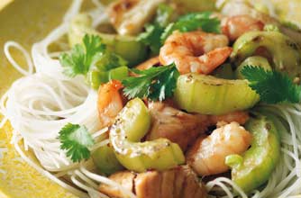 A quick and easy dish of rice noodles with stir-fry cucumber and prawns. The taste is refreshing, light and flavoured with sesame oil.