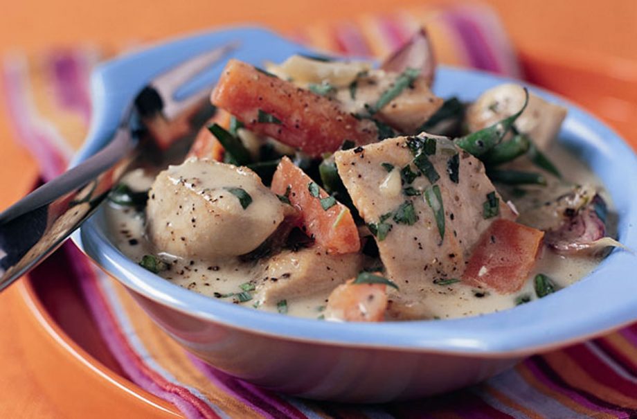 Slimming World's chicken and tarragon fricassee recipe