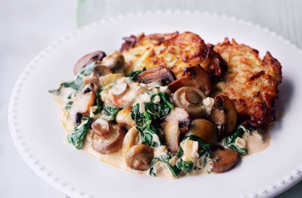 Creamy mushroom and spinach stroganoff