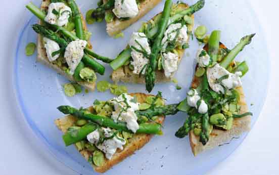 British asparagus, broad bean, and mozzarella bruschetta recipe