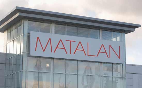 Money saving tips for mum: Shop at outlet stores