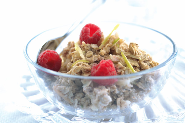 Muesli with almonds