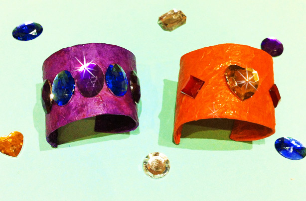 10 ways with toilet rolls: bracelet