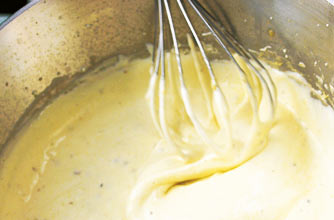 Michel Roux's Hollandaise sauce