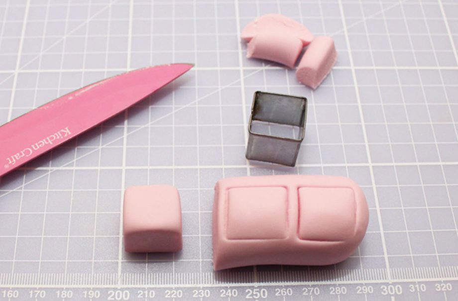 Fondant name blocks