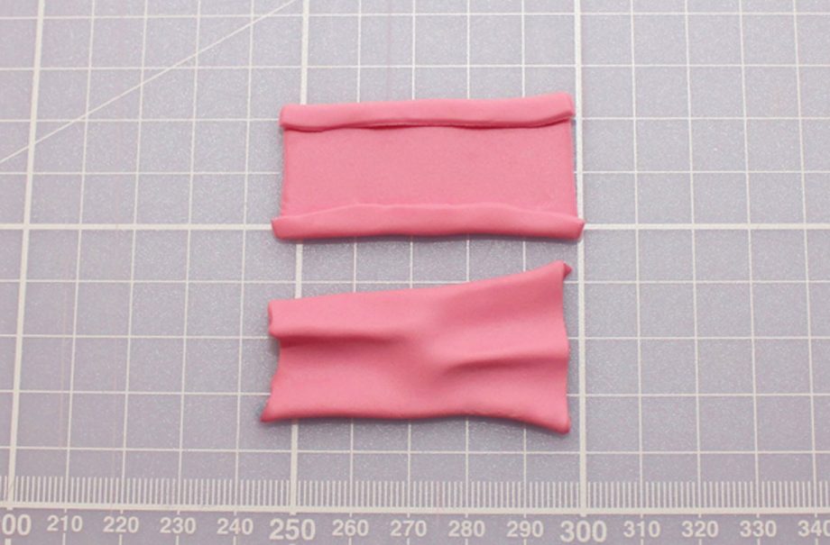 Bow cake decoration