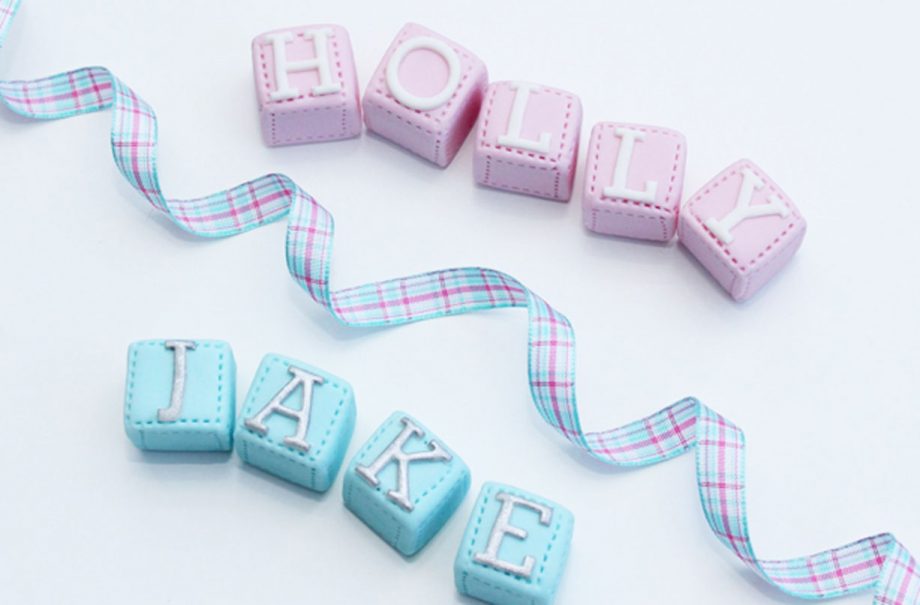 Fondant name blocks