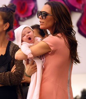 victoria beckham, harper beckham, beckham, celebrity kids
