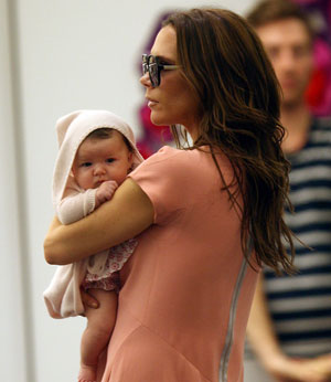 victoria beckham, harper beckham, beckham, celebrity kids