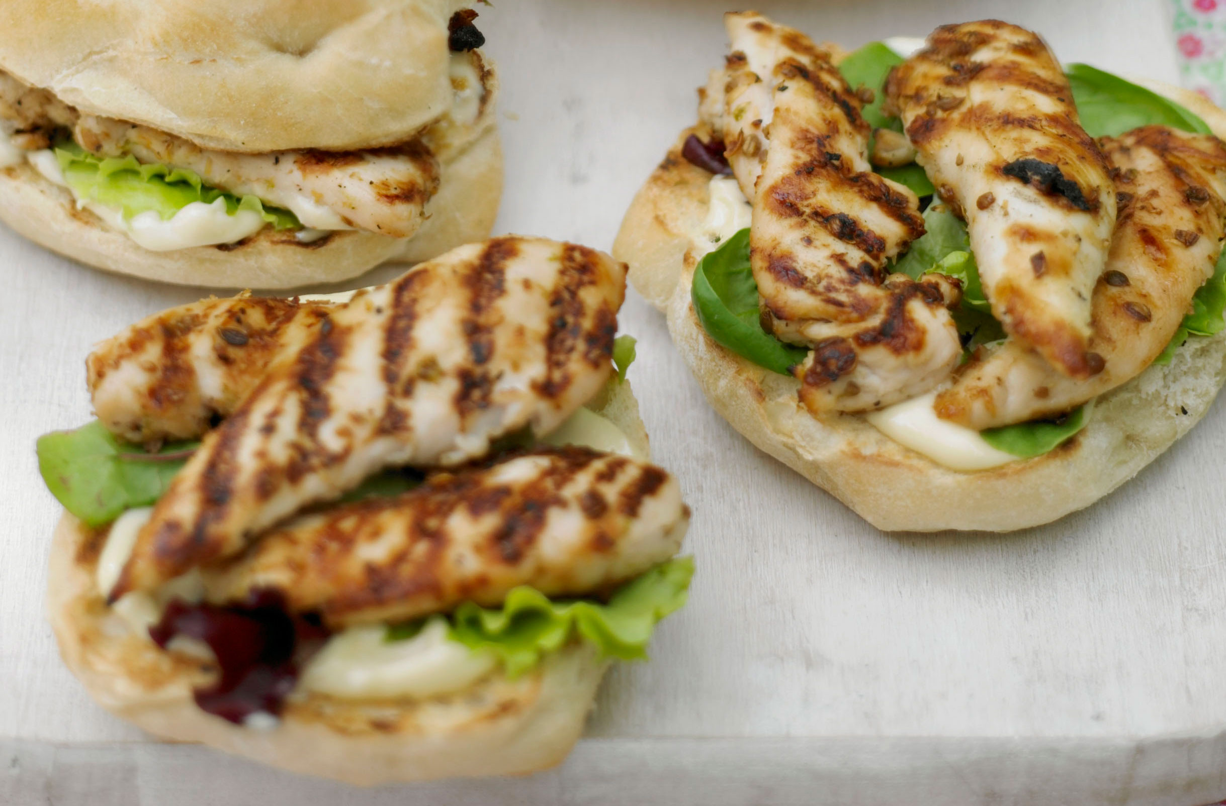 Lime And Coriander Chicken Burgers Dinner Recipes GoodtoKnow