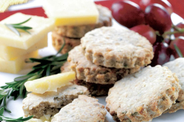 Oaty cheese biscuits
