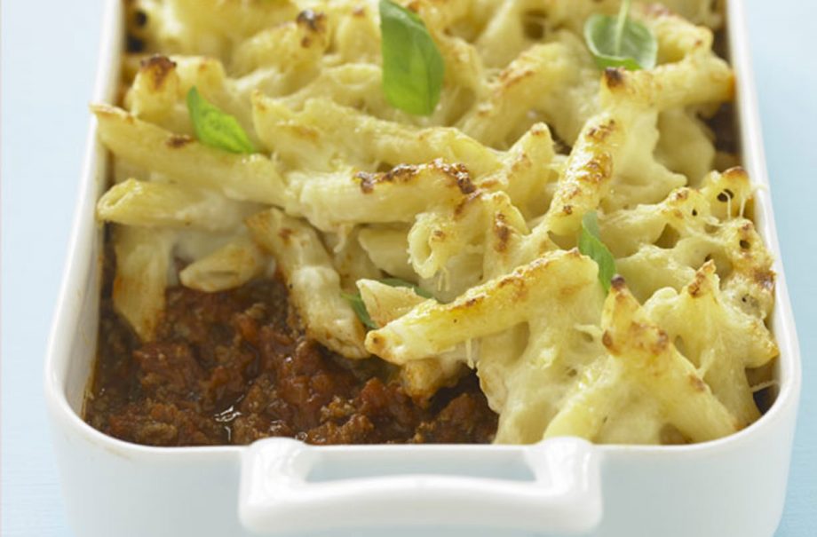 Bolognese pasta bake