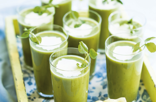 Chilled minted pea soup