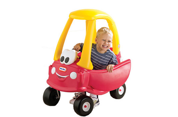 50 outdoor toys for Summer: Little Tikes Anniversary Cozy Coupe