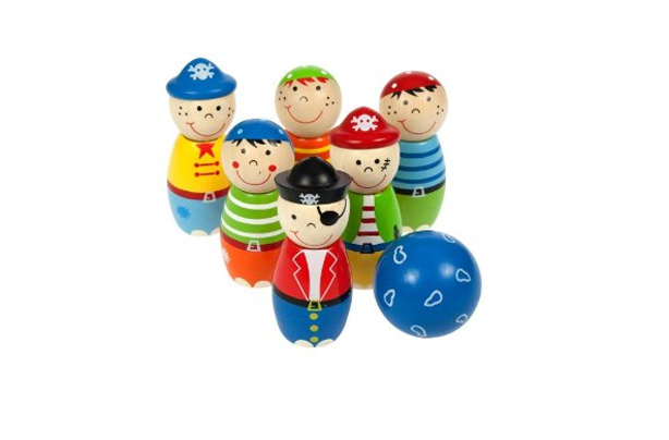 50 outdoor toys for summer: Pirate Skittles Playset