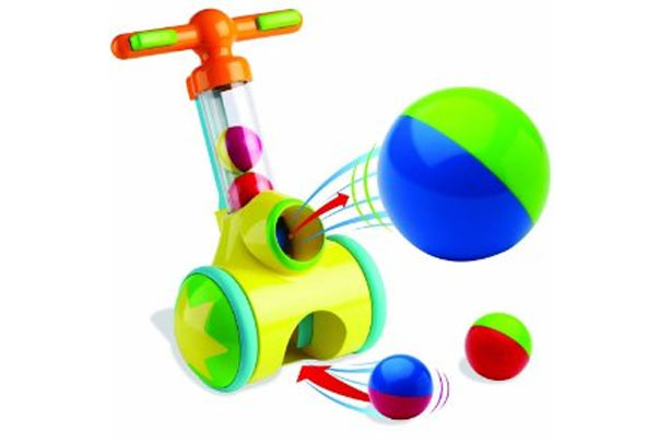 50 outdoor toys for summer: Tomy Play to learn Pic-N-Pop walker