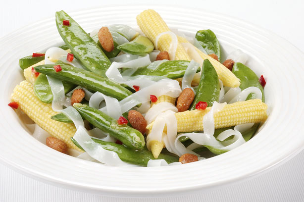 Vegetable noodle salad