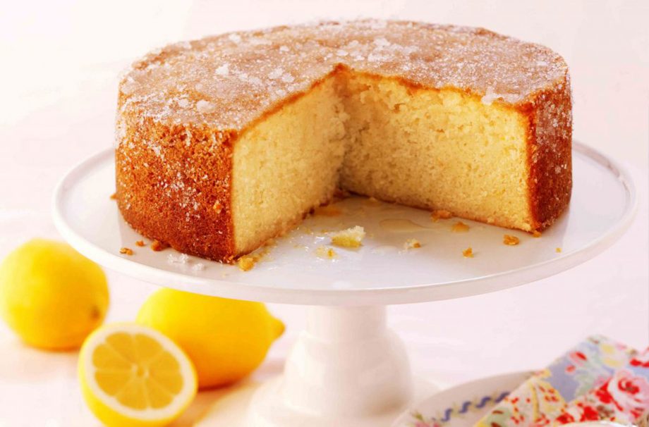 Lemon drizzle cake