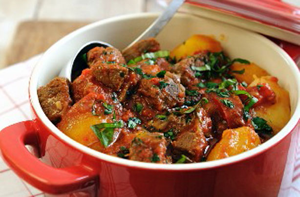Rich tomatoey beef and potato pot recipe