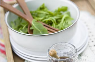 Rocket salad with balsamic dressing