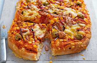 Tuna and sweetcorn pizza recipe