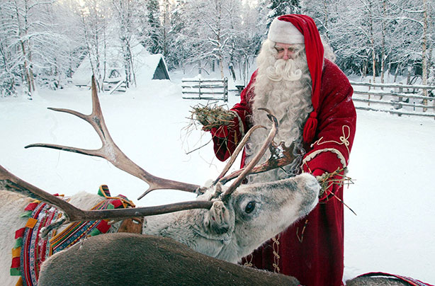 How to make the kids believe in Santa