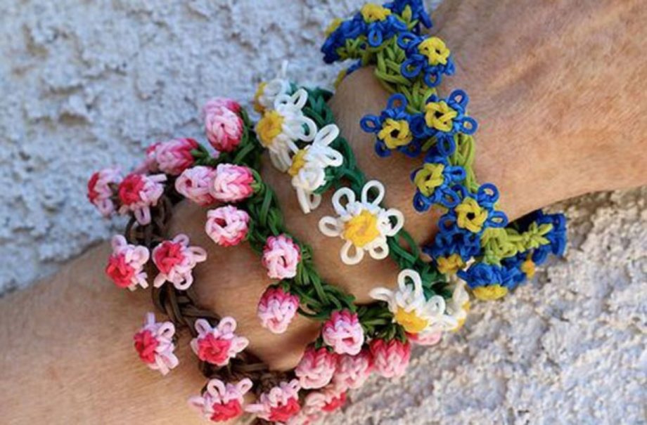 loom band daisy chains