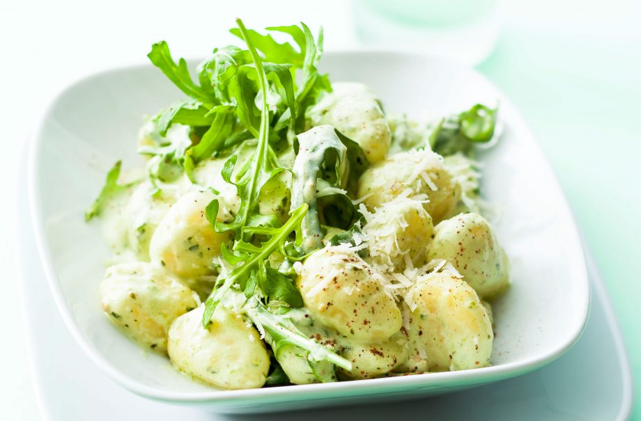 Cheesy pesto gnocchi