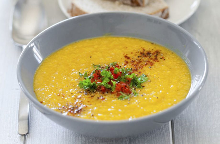 Dairy-free smoked chilli sweetcorn chowder