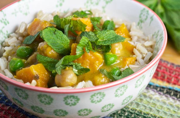 Slow-cooked sweet potato and chickpea curry