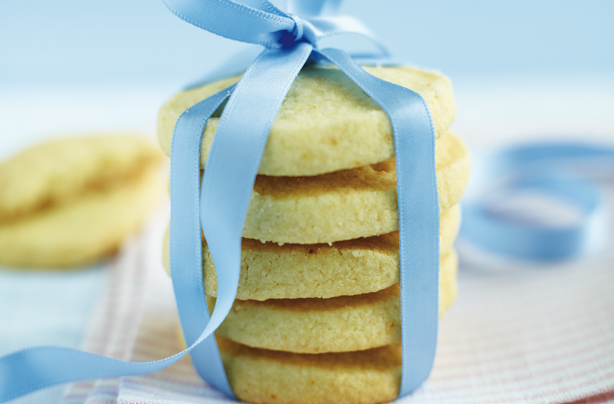 Gluten-free lemon shortbread rounds