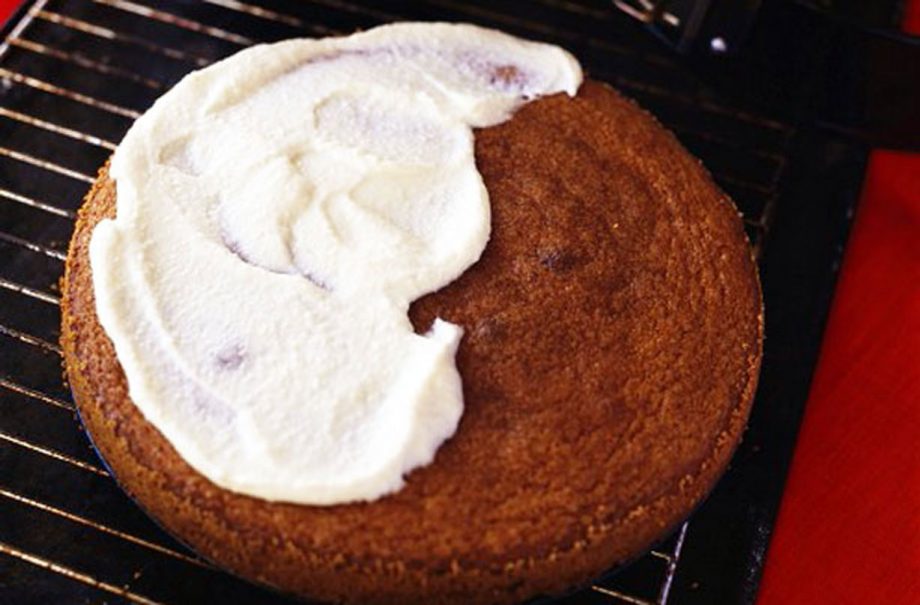 Egg-free cake