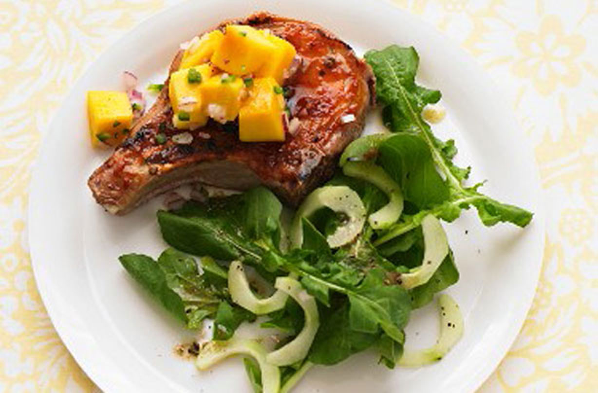Mango salsa for your pork chop
