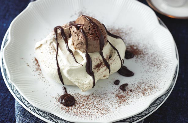 coffee pavlovas