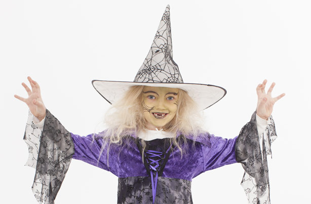 Make your own Halloween costumes: Witch costume