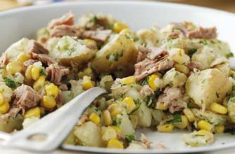 Crushed potatoes with tuna and sweetcorn