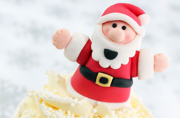 Fondant Christmas Cake Decorations 7 festive fondant cake decorations to pop on top of your Christmas cake this year - Fondant Christmas Cake Decorations