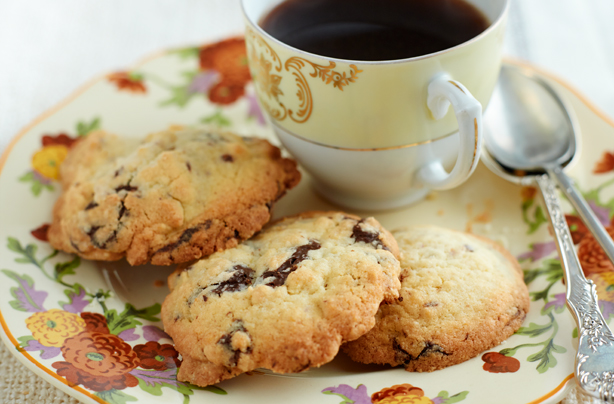 Easy chocolate chip cookies