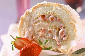 Meringue roulade
