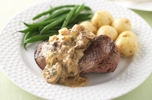 Steak with Stilton, mushroom and masala sauce