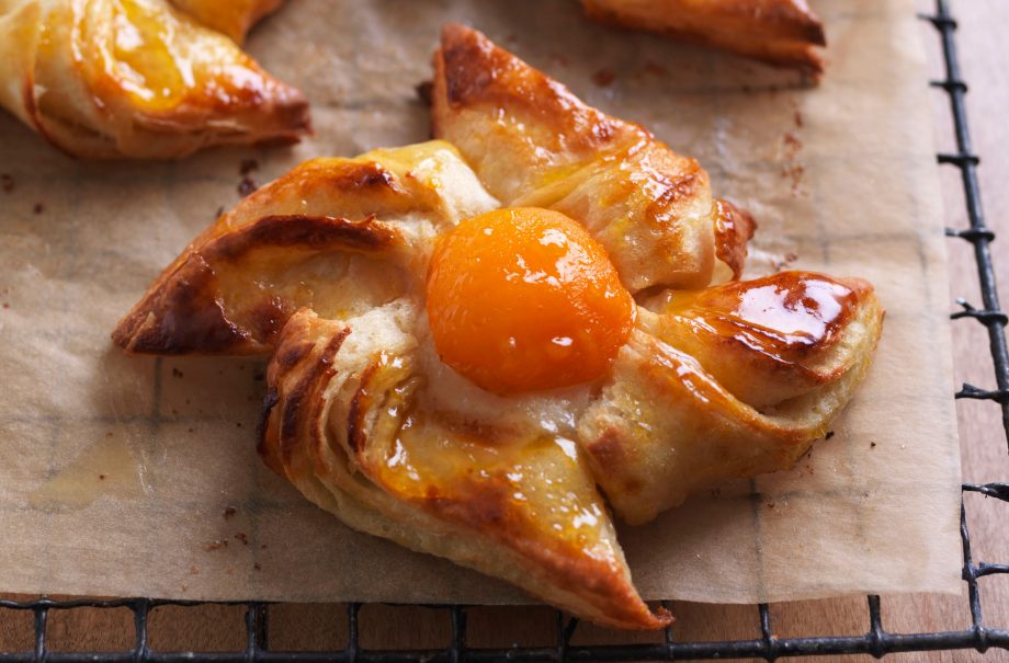 Breakfast in bed ideas: Pastries