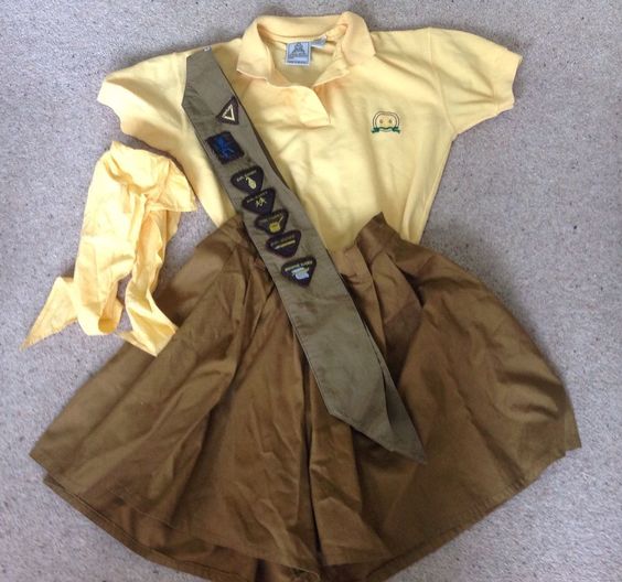 18 HUGE life moments only Brownies of the 90s will truly understand