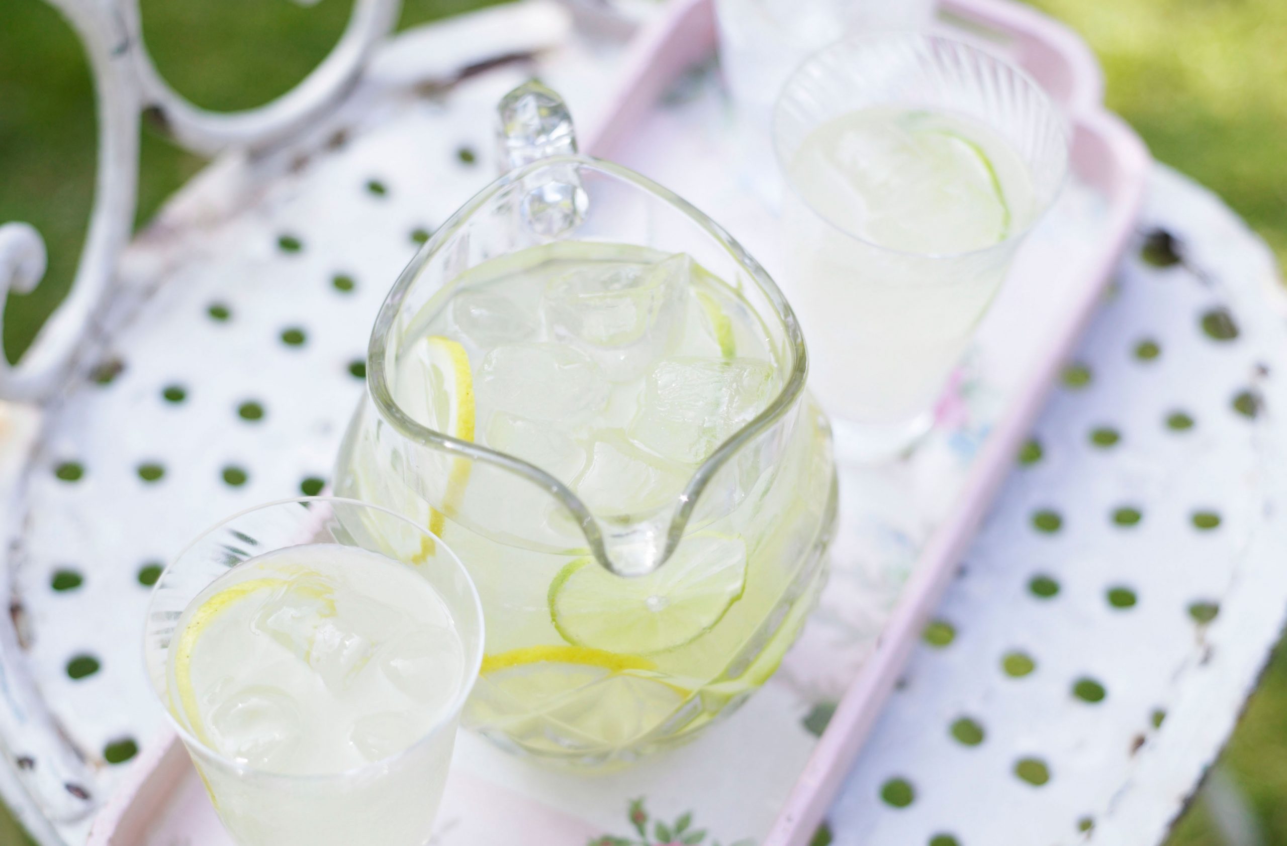 Cloudy lemonade