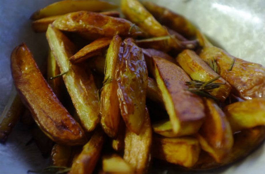 Rosemary garlic chips
