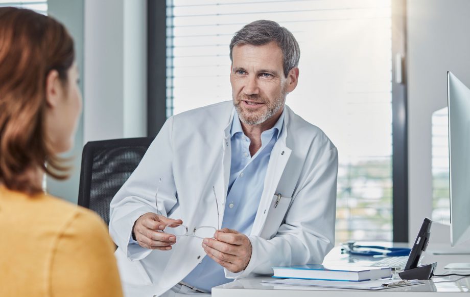 bloated stomach you need to go to doctor