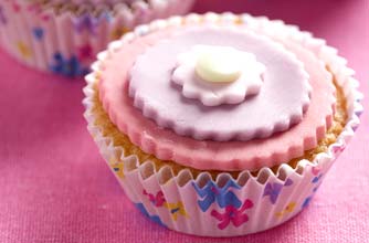 Flower power fairy cakes